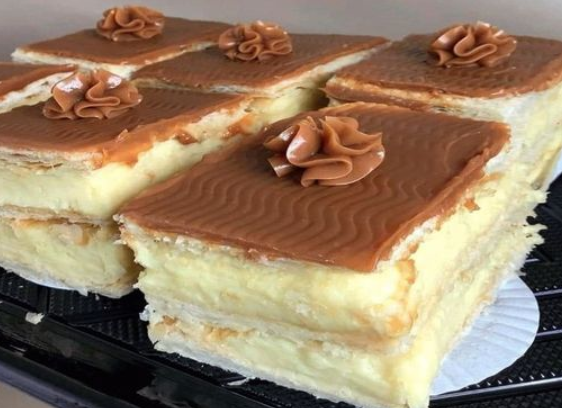 Milhojas de Crema Pastelera: Capas de Sabor que Enamoran 6fxjjOX