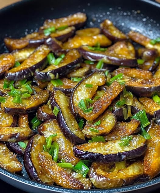 Melanzane al Forno Light e Gustose: Un Piacere per il Palato e la Linea 511046819_750503184322274_7284156184325911283_n