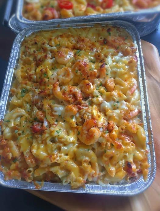 MACARONI AU FROMAGE ET AUX FRUITS DE MER 599942605_122291514338238356_2438513181121544954_n