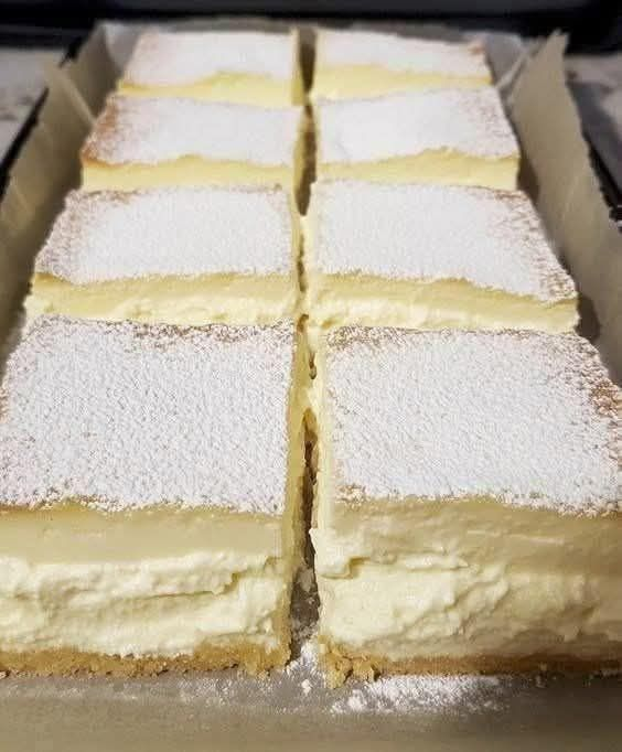 Cuadrados de crema pastelera de vainilla
