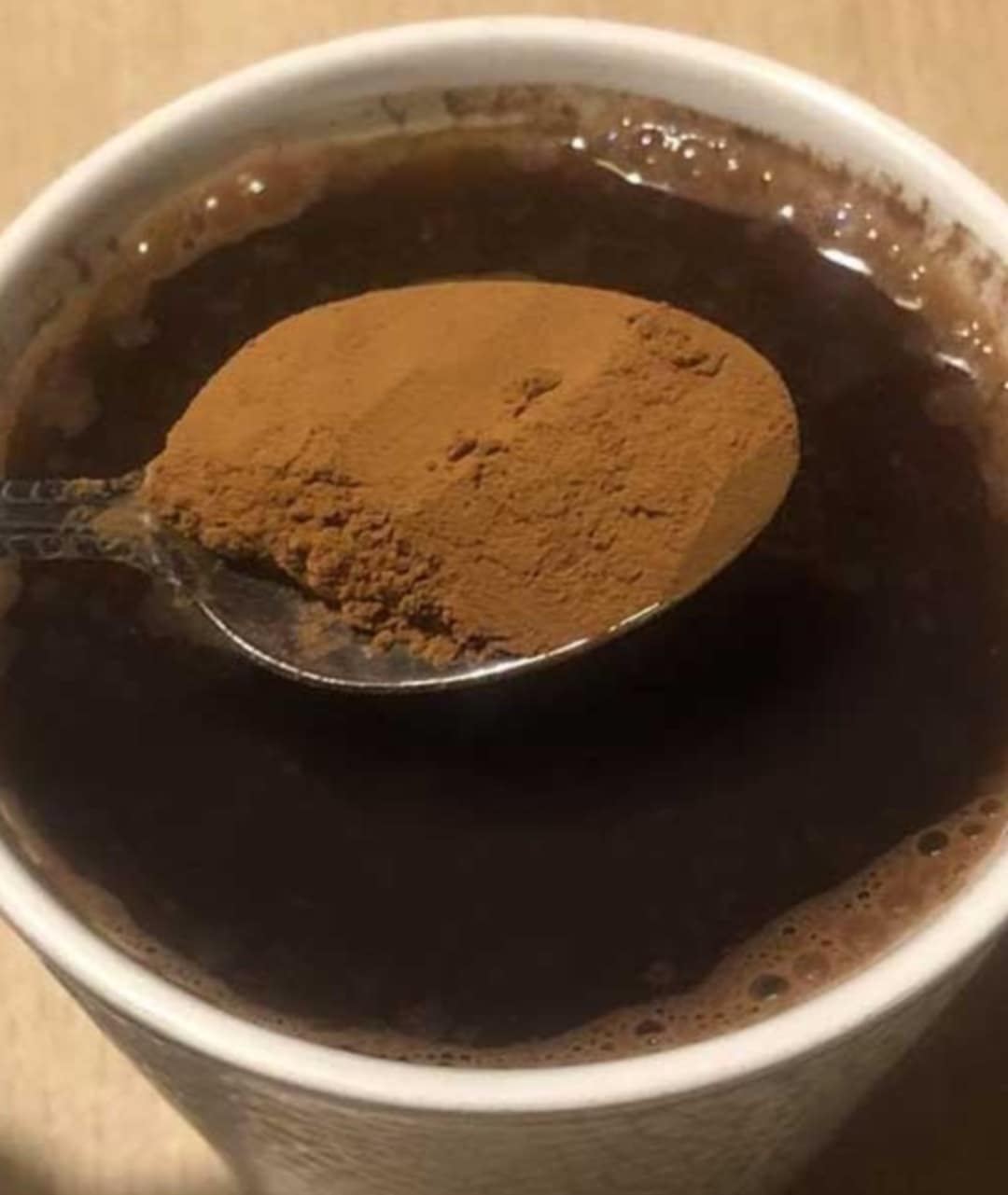 Grand-mère ajoutait toujours une pincée de cannelle à son café… Je ne pensais pas qu’un jour, je ferais pareil ! Grand-mère ajoutait toujours une pincée de cannelle à son café… Je ne pensais pas qu’un jour, je ferais pareil !