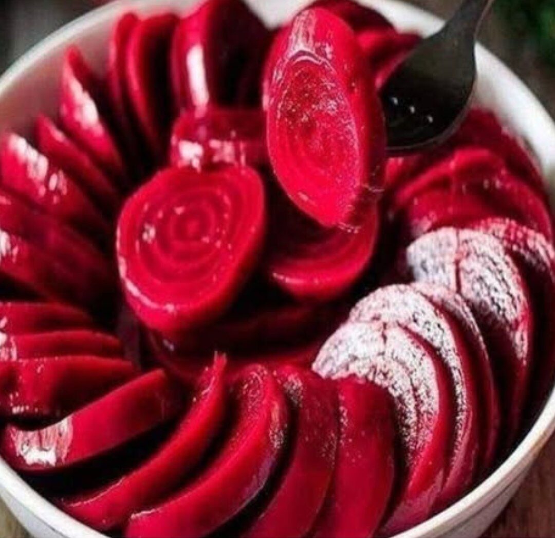 Nutrient-Rich Beetroot and Lemon Detox Juice
